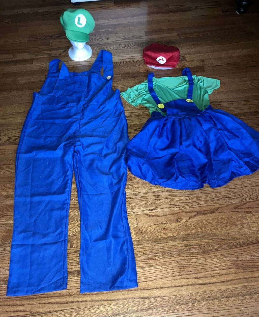 Super Mario & Luigi Child And Adult Halloween Costume Set. Missing Button.